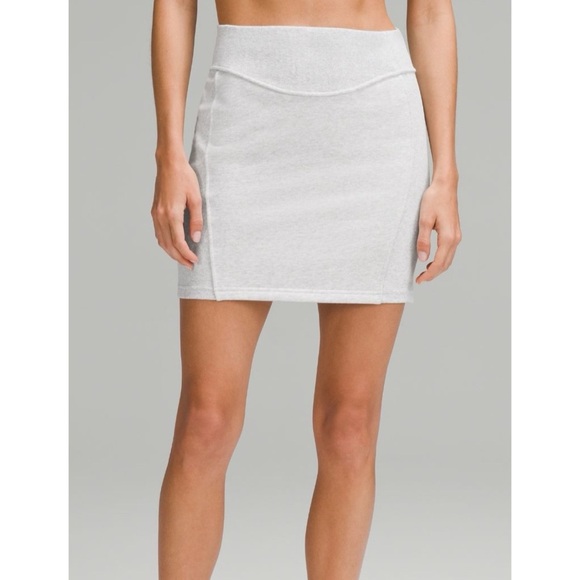 Lululemon Scuba High-Rise Mini Skirt Grey - Picture 1 of 8
